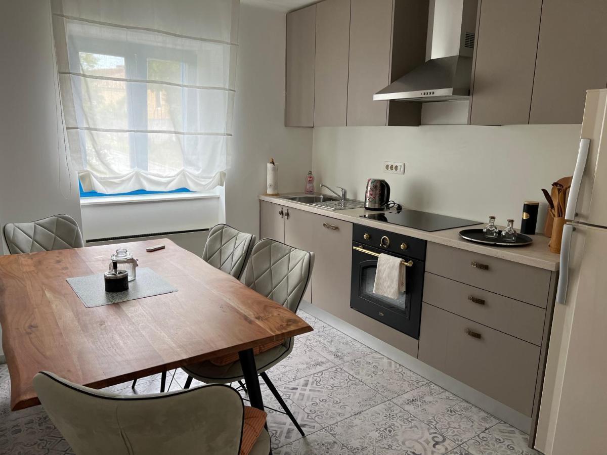 Doneto, Apartment In Private House Rijeka Eksteriør billede