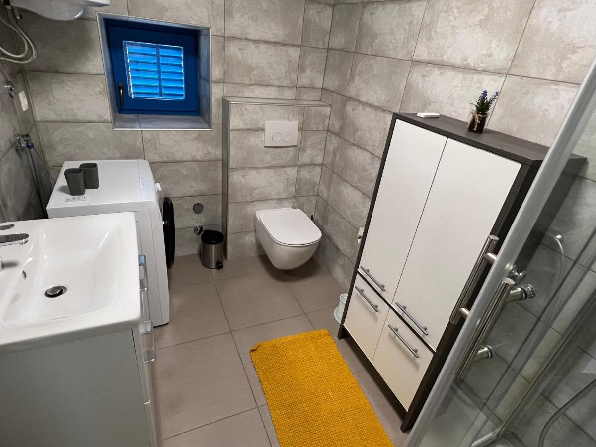 Doneto, Apartment In Private House Rijeka Eksteriør billede